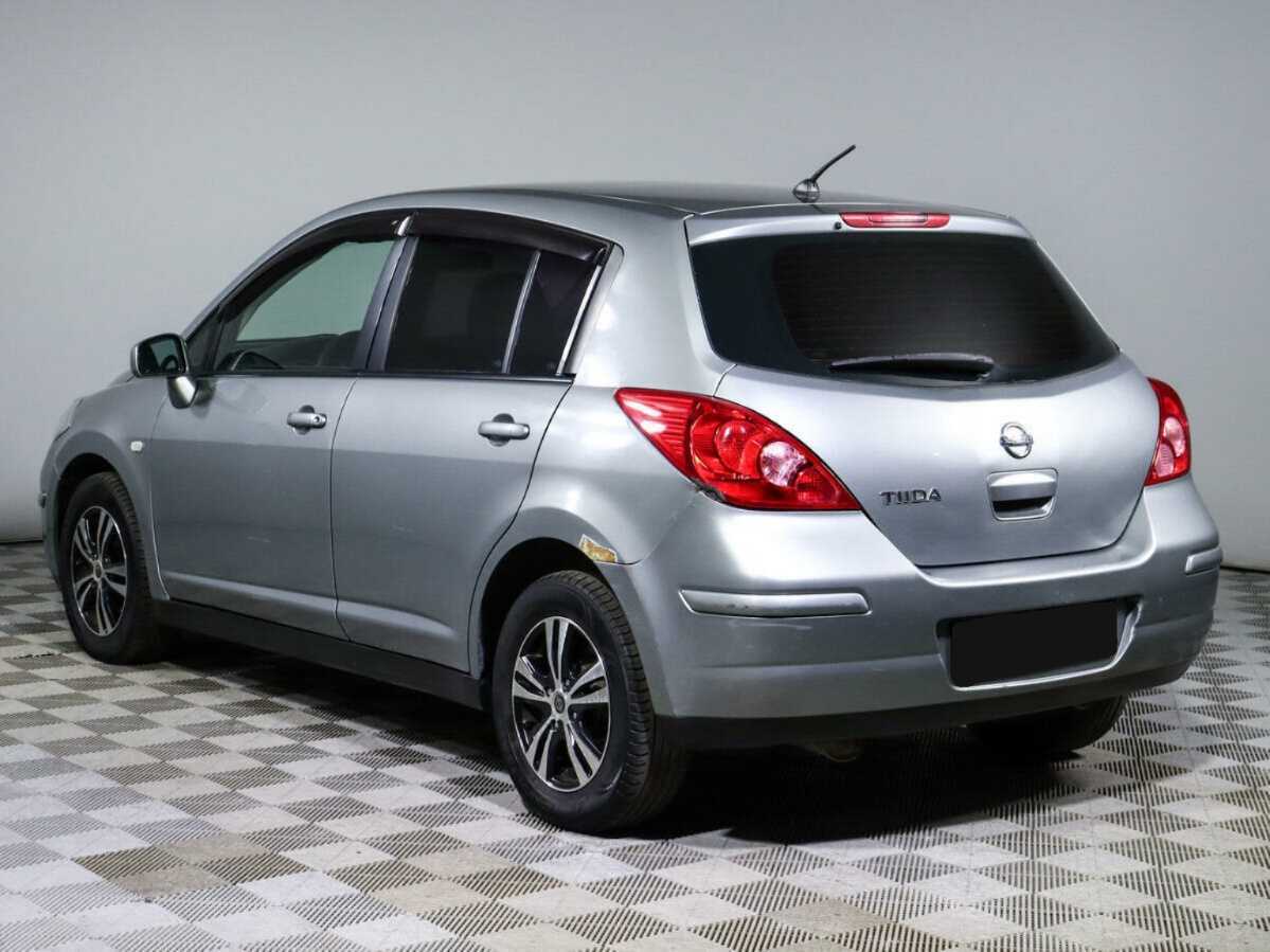 Nissan Tiida, 2010 Фото №6