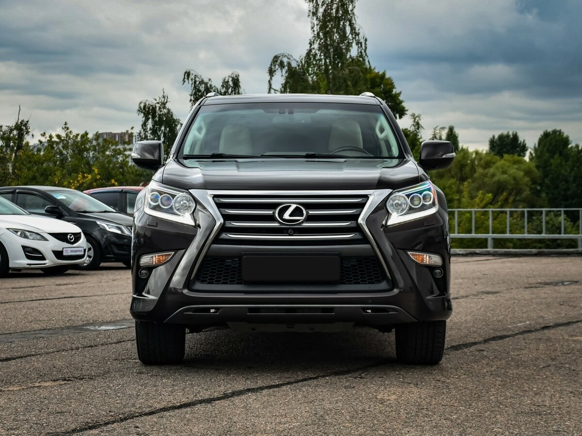 Lexus GX 460 II Рестайлинг, 2018 Фото №2
