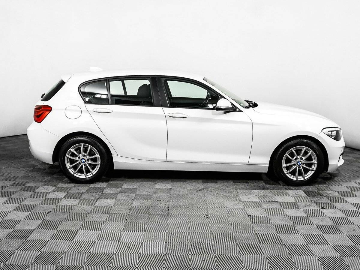 BMW 1 серии 118i, 2018 Фото №4