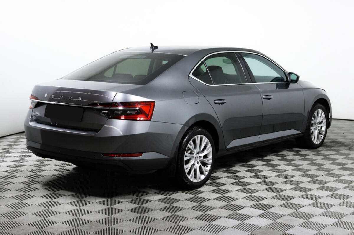 Skoda Superb, 2021 Фото №5