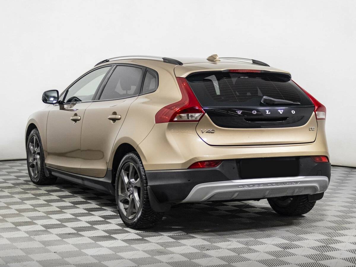 Volvo V40 Cross Country I, 2014 Фото №6