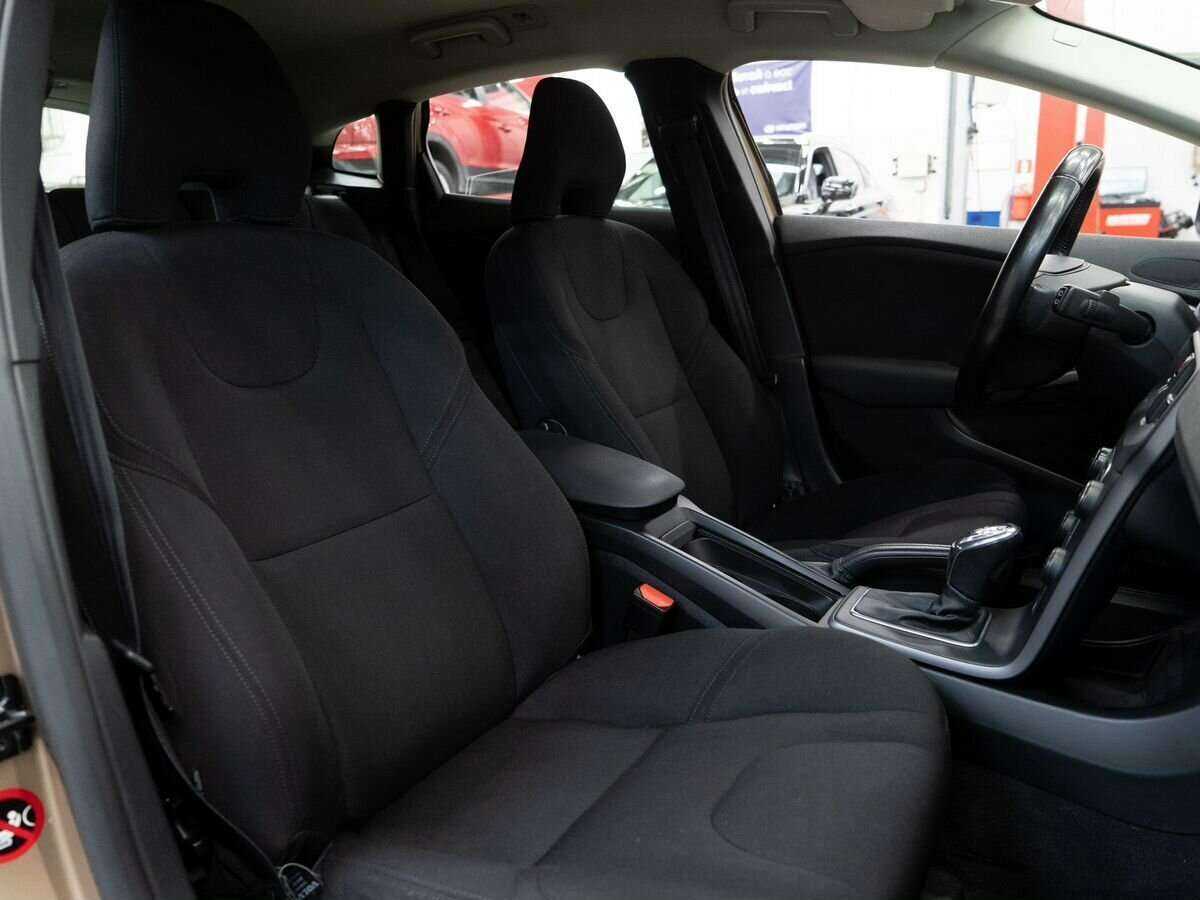 Volvo V40 Cross Country, 2013 Фото №9