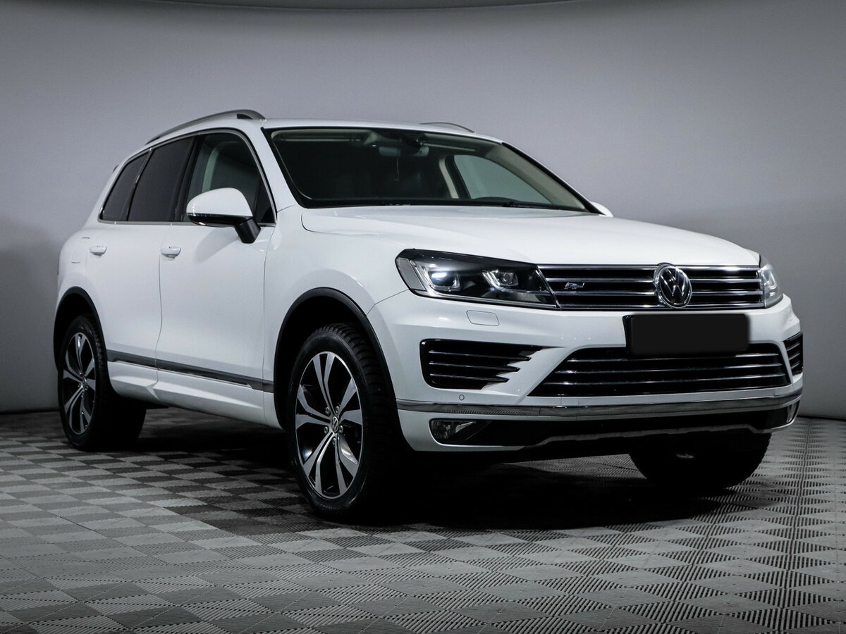 Volkswagen Touareg II Рестайлинг, 2016 Фото №3