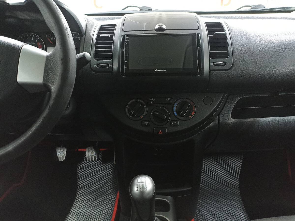 Nissan Note, 2010 Фото №15