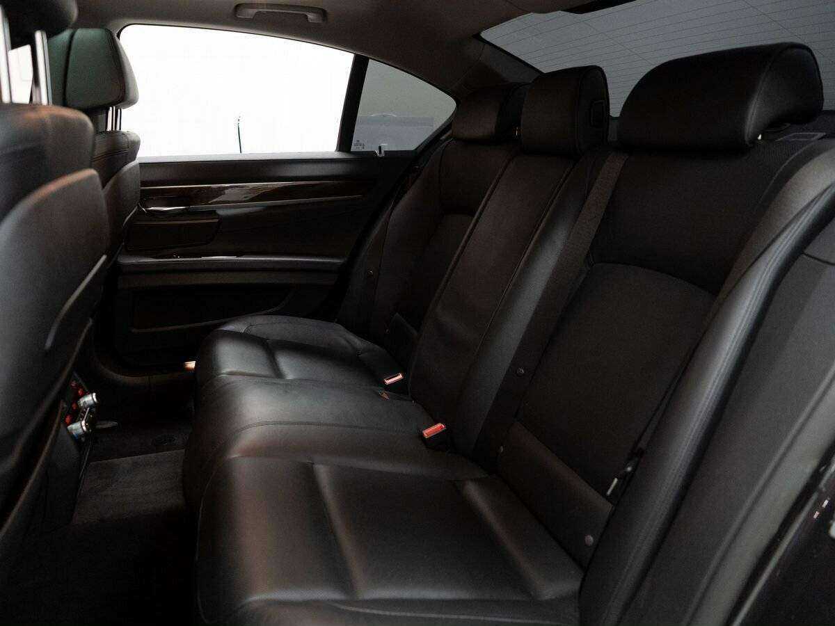 BMW 7 серии 740d xDrive, 2013 Фото №7