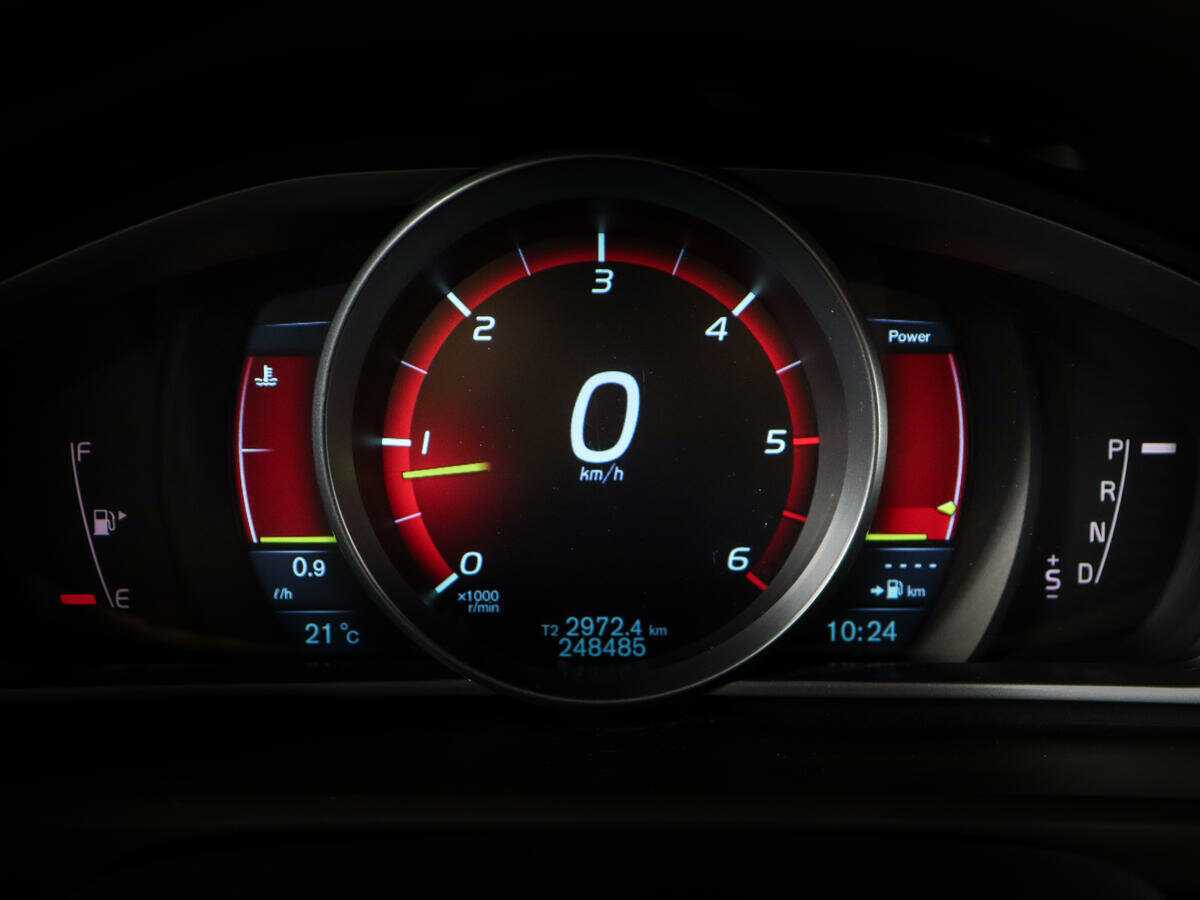 Volvo V40 Cross Country, 2014 Фото №9