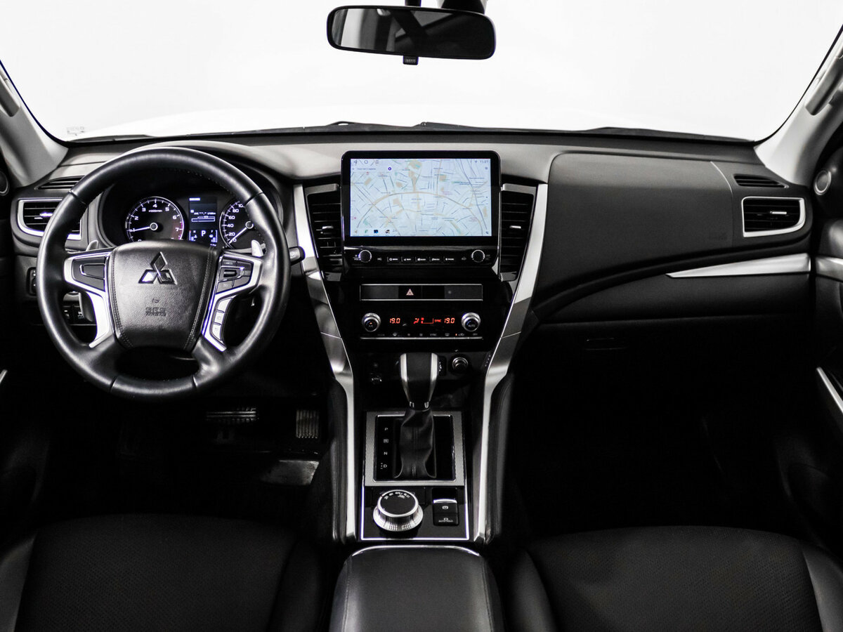 Mitsubishi Pajero Sport III Рестайлинг, 2020 Фото №9