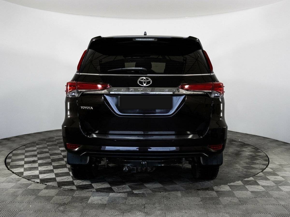 Toyota Fortuner, 2018 Фото №7
