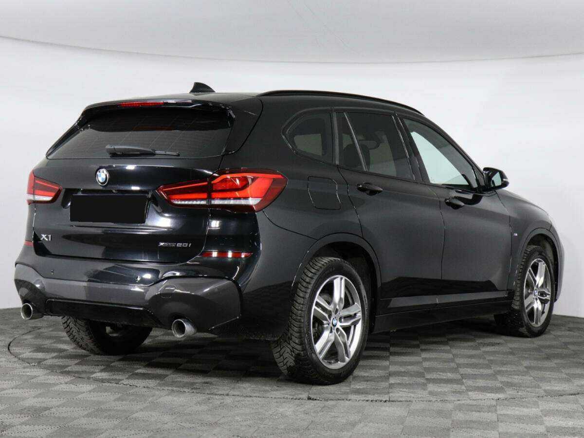 BMW X1 20i xDrive, 2019 Фото №2