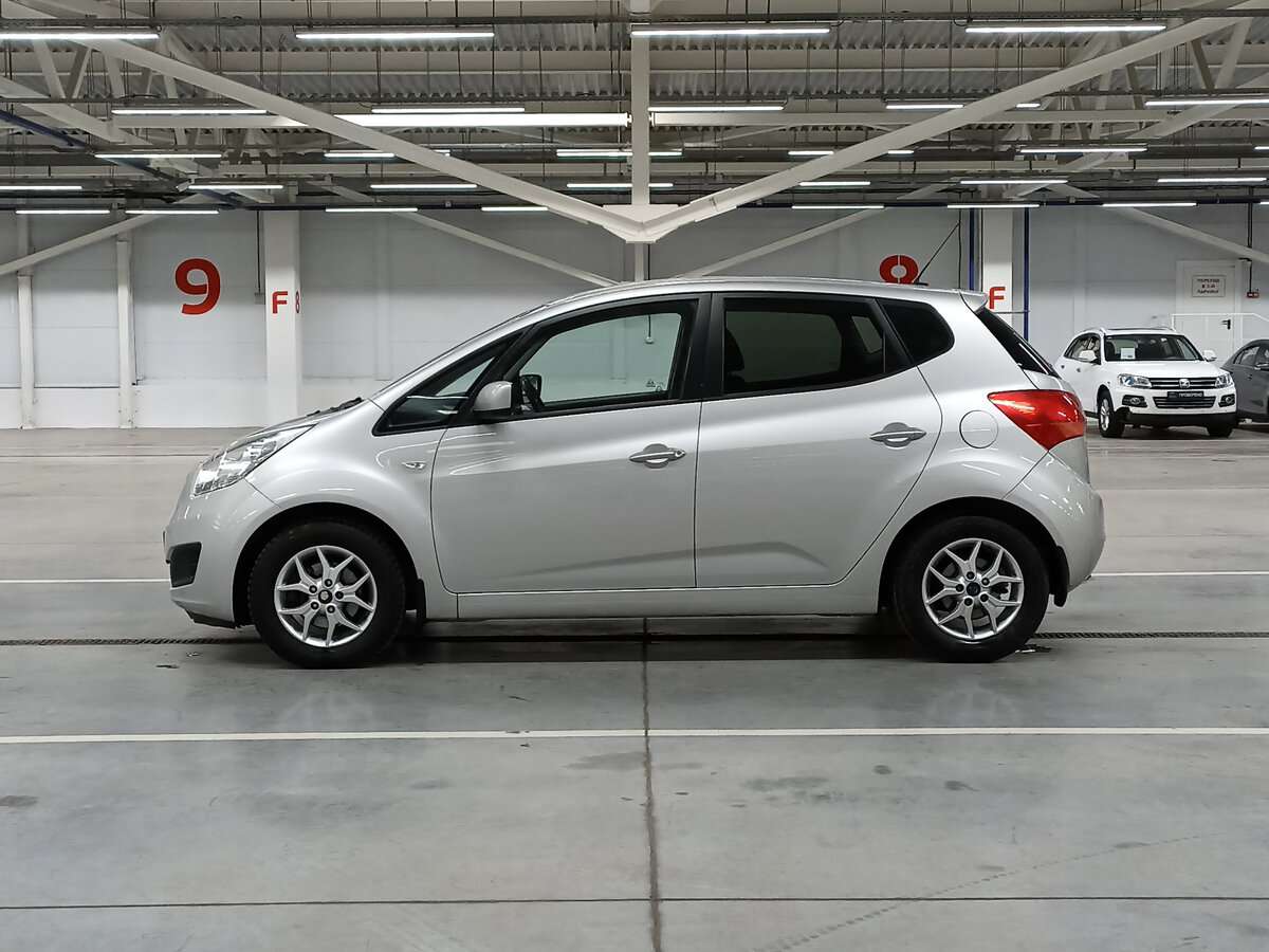 Kia Venga, 2013 Фото №8