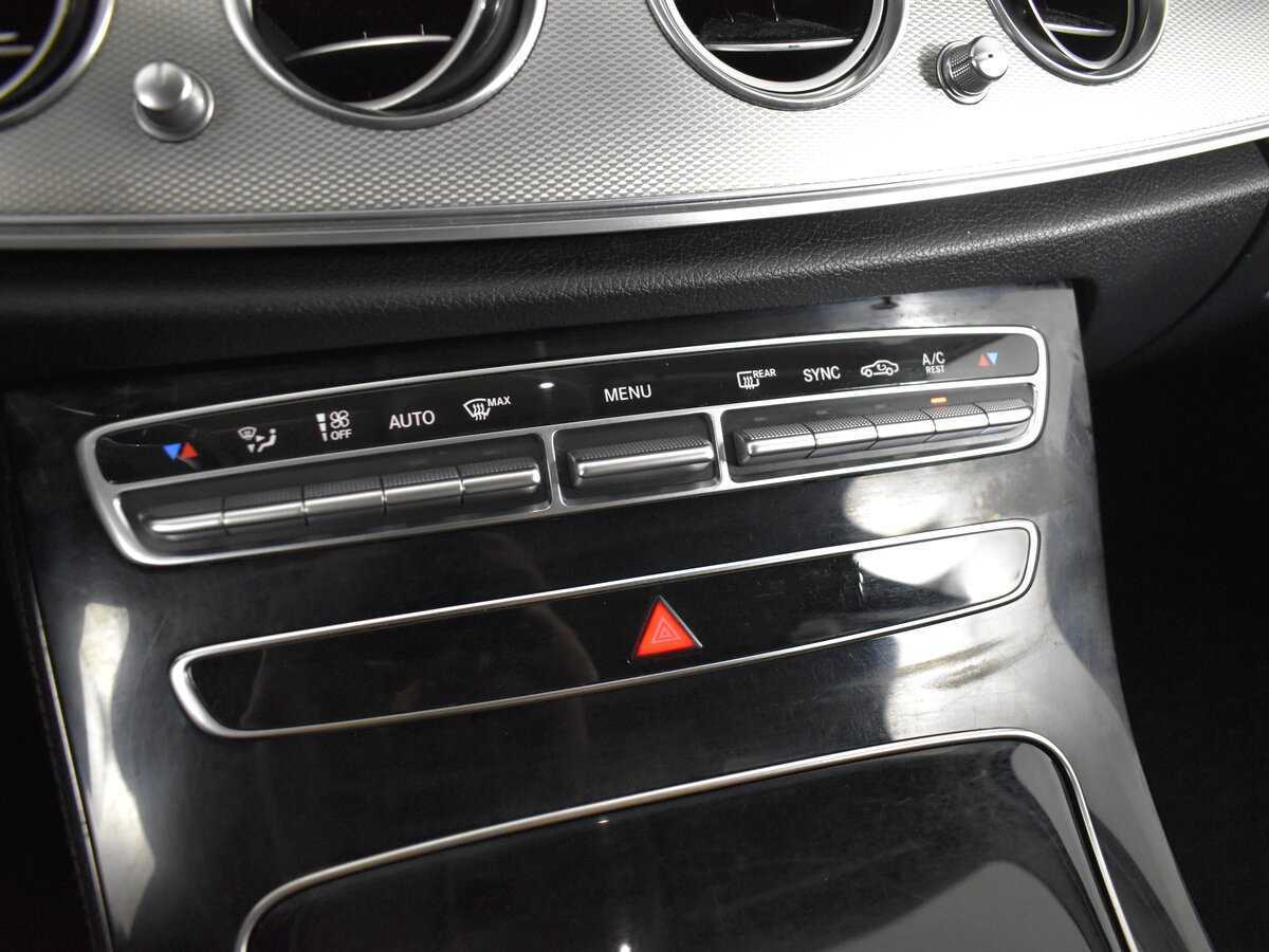 Mercedes-Benz E-Класс 200, 2018 Фото №15