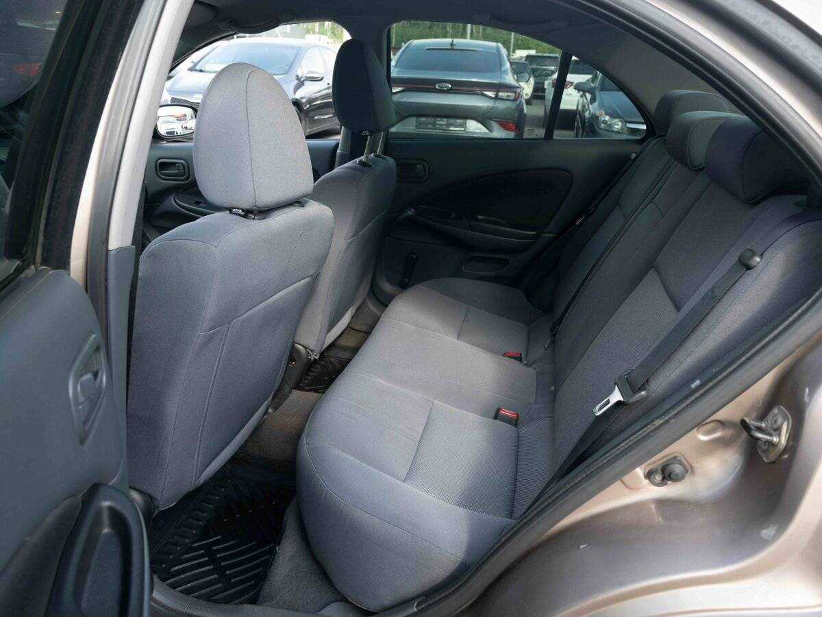 Nissan Almera, 2004 Фото №8