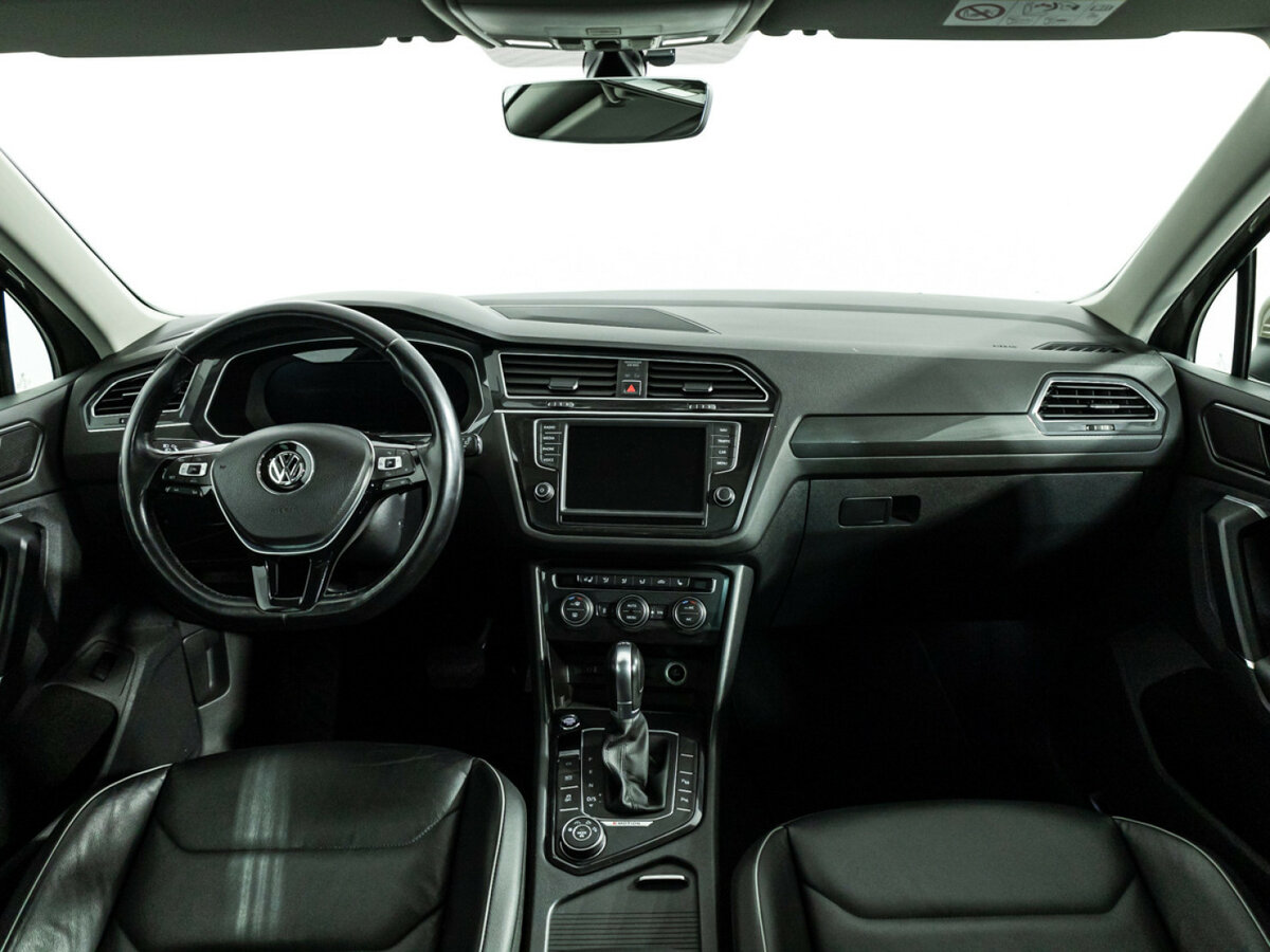 Volkswagen Tiguan II, 2017 Фото №12