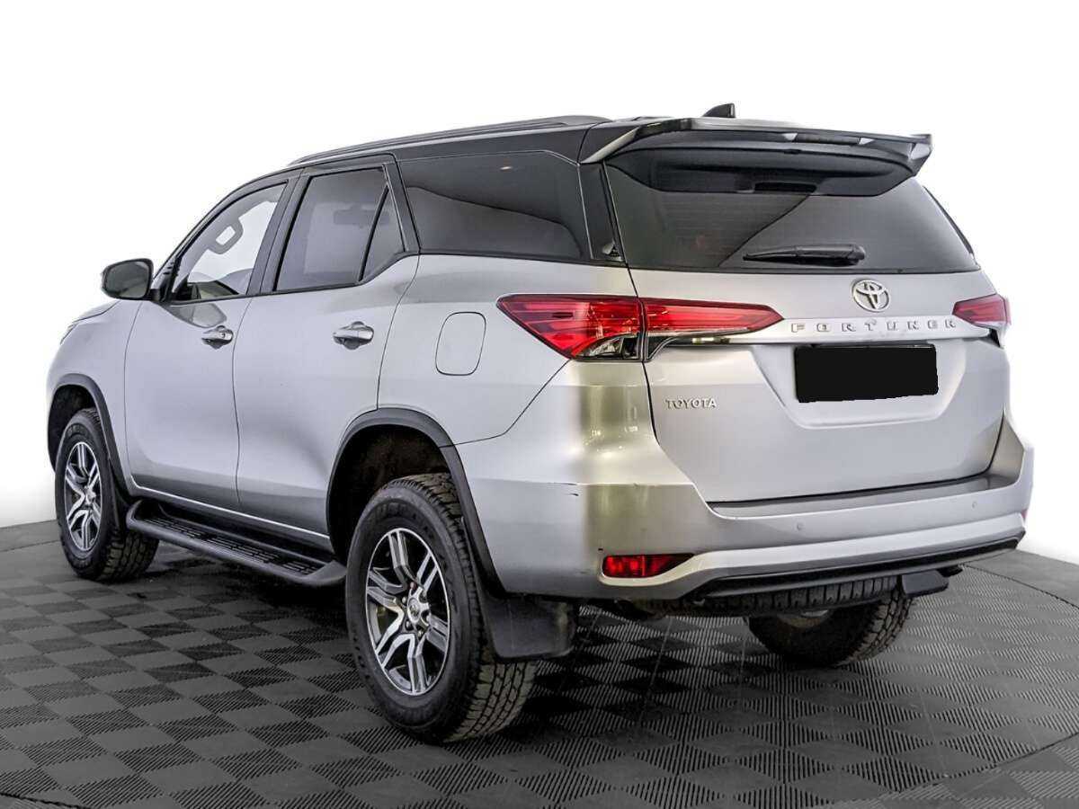 Toyota Fortuner, 2021 Фото №6