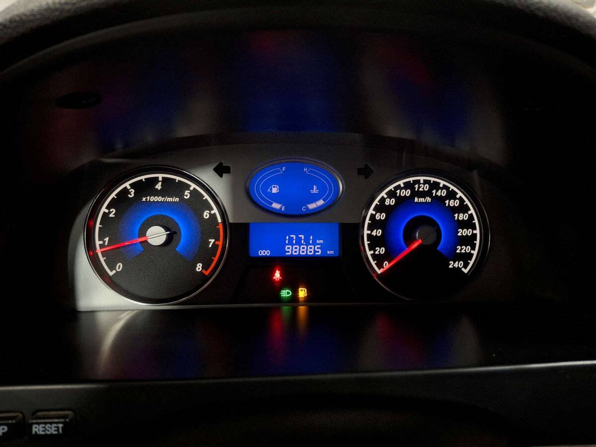 Geely Emgrand EC7, 2013 Фото №13