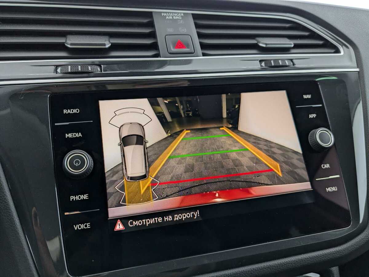 Volkswagen Tiguan, 2021 Фото №24