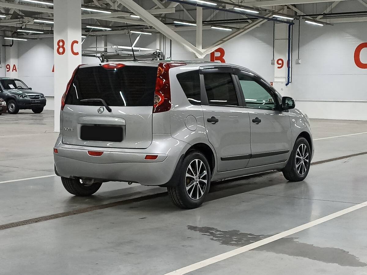 Nissan Note, 2010 Фото №5