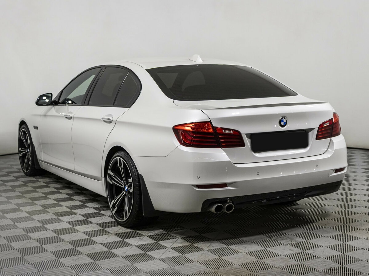 BMW 5 серии 528i xDrive VI (F10/F11/F07) Рестайлинг, 2016 Фото №6