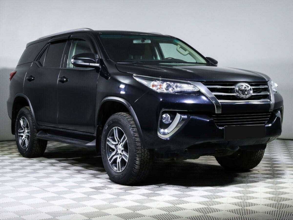 Toyota Fortuner, 2018 Фото №3