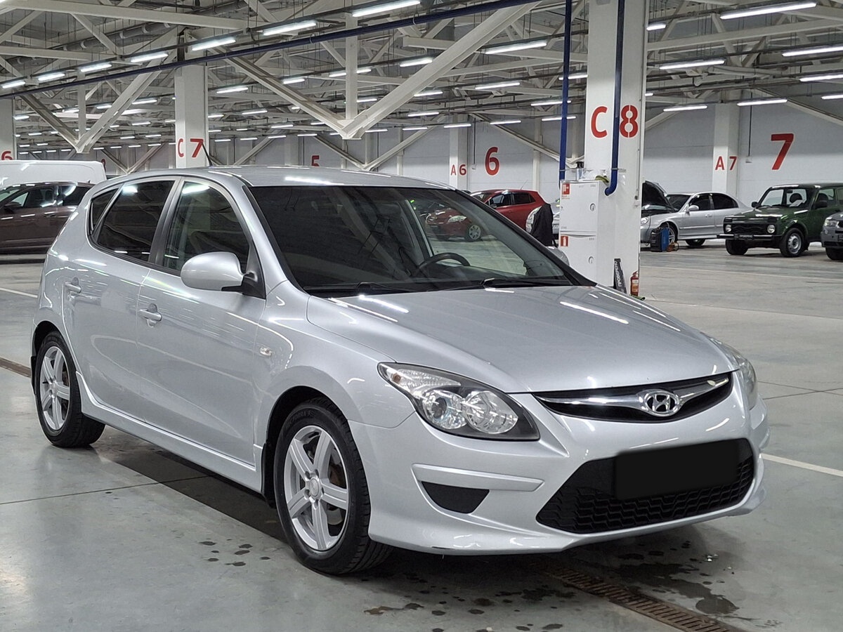 Hyundai i30 I Рестайлинг, 2011 Фото №3