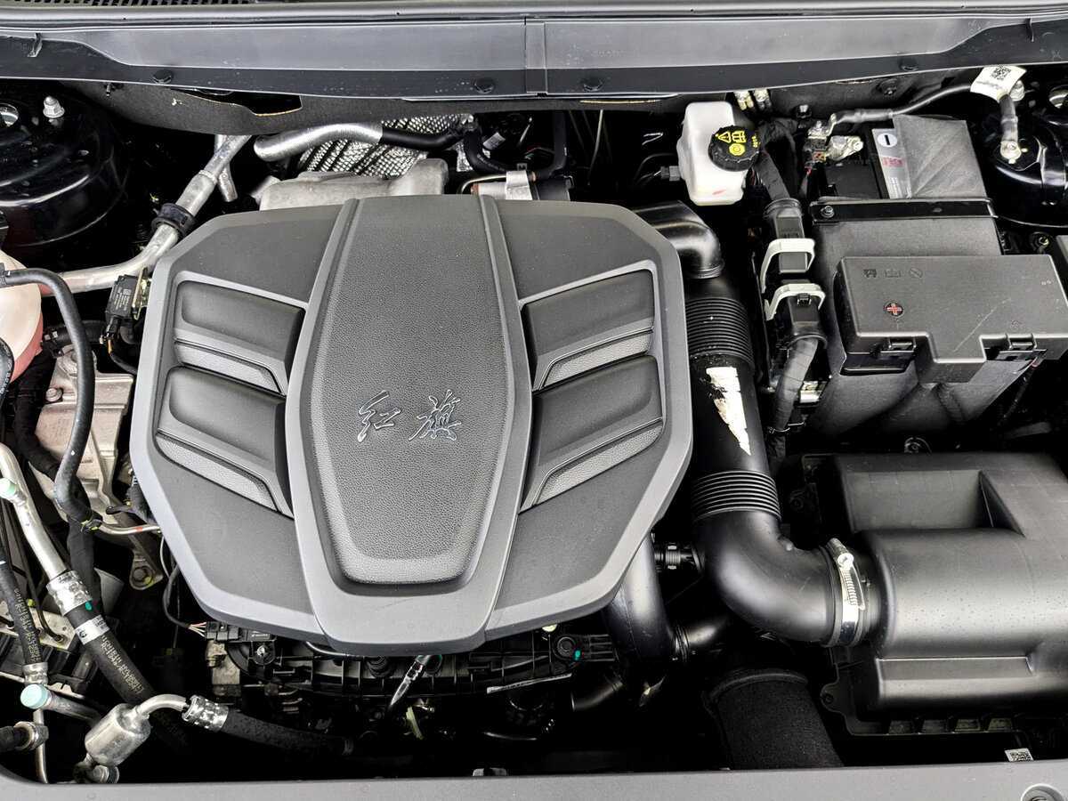Hongqi HS5, 2023 Фото №8