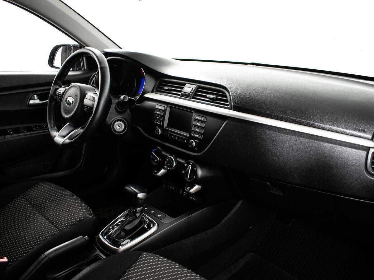Kia Rio X-Line, 2019 Фото №9