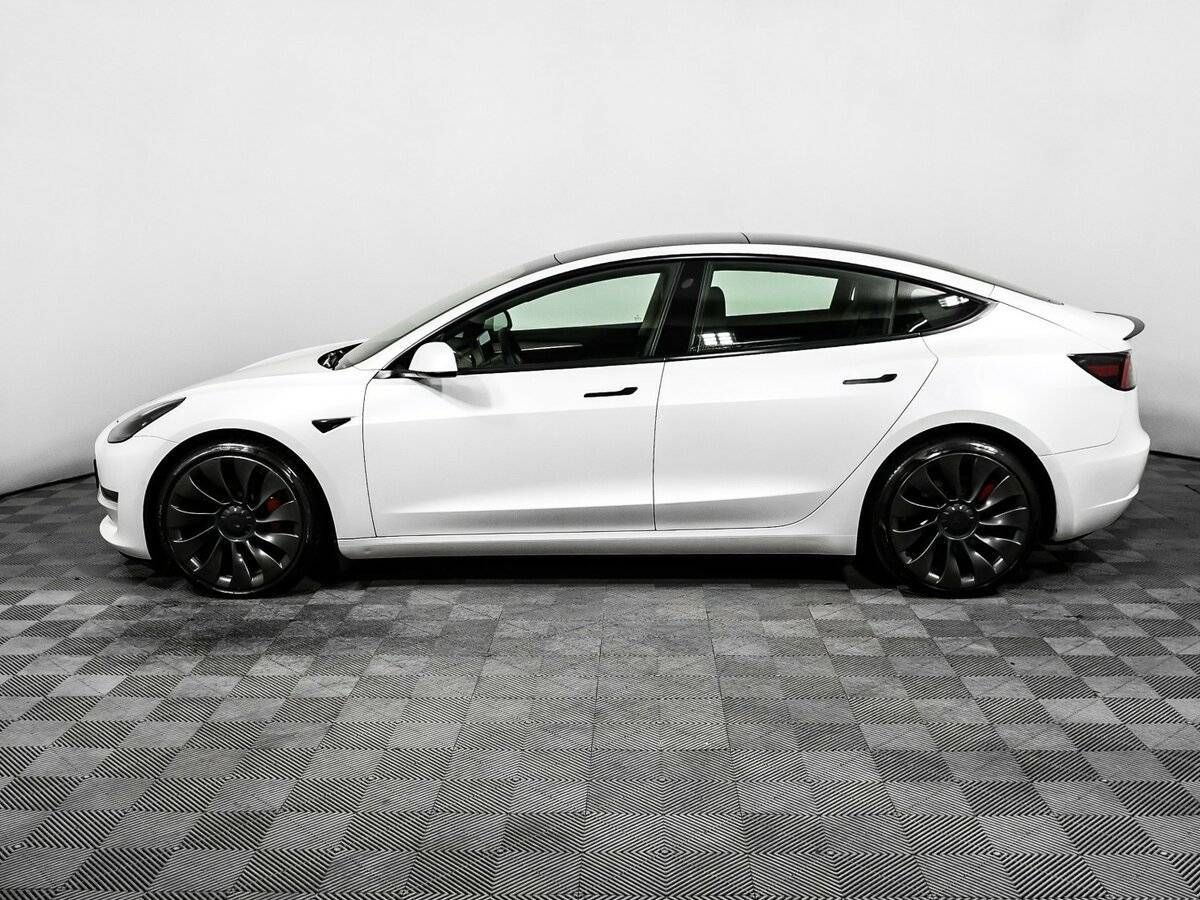 Tesla Model 3 Performance, 2021 Фото №8