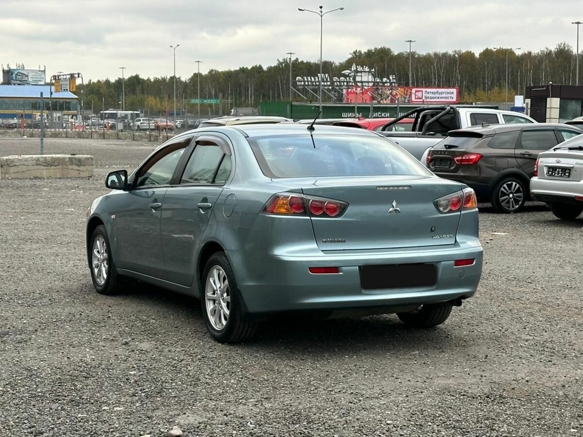 Mitsubishi Lancer X Рестайлинг, 2011 Фото №4