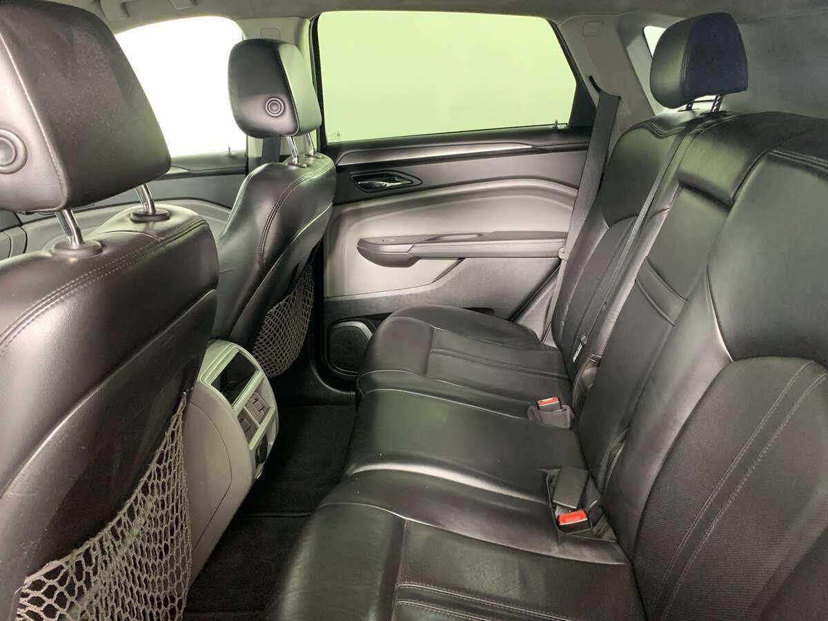 Cadillac SRX, 2011 Фото №16
