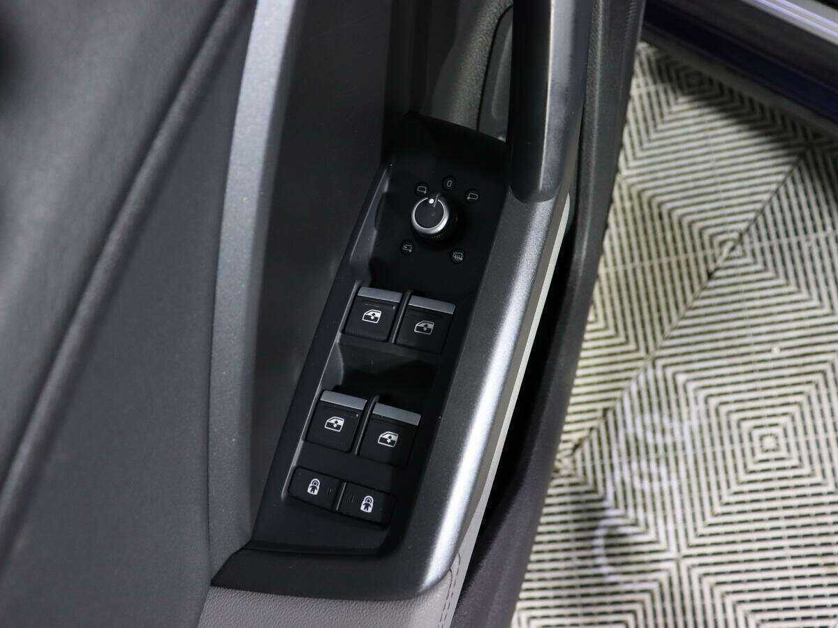 Audi Q3 45 TFSI, 2021 Фото №18