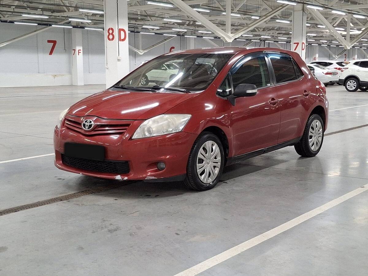 Toyota Auris I Рестайлинг, 2010 Фото №1