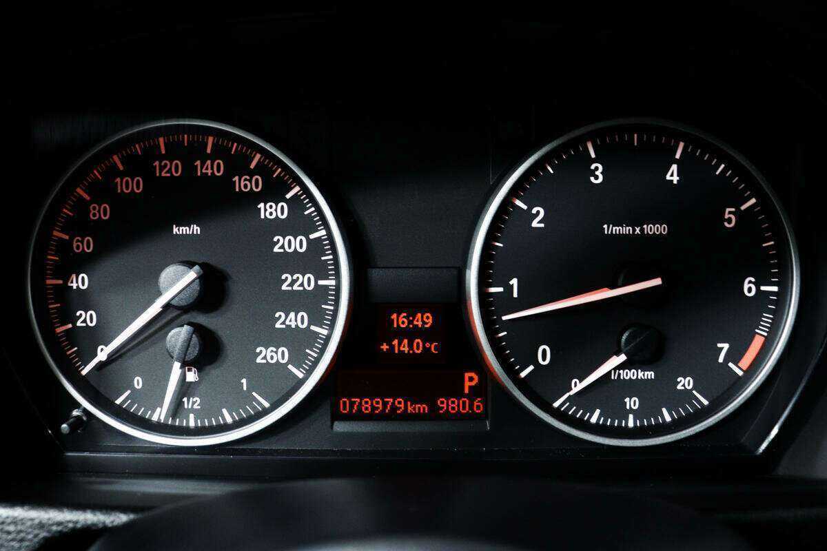 BMW X1 20i, 2013 Фото №10