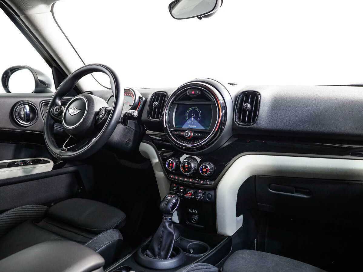 Mini Countryman Cooper D, 2018 Фото №8