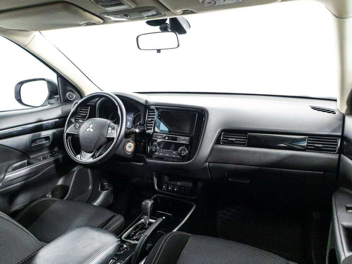 Mitsubishi Outlander, 2019 Фото №9