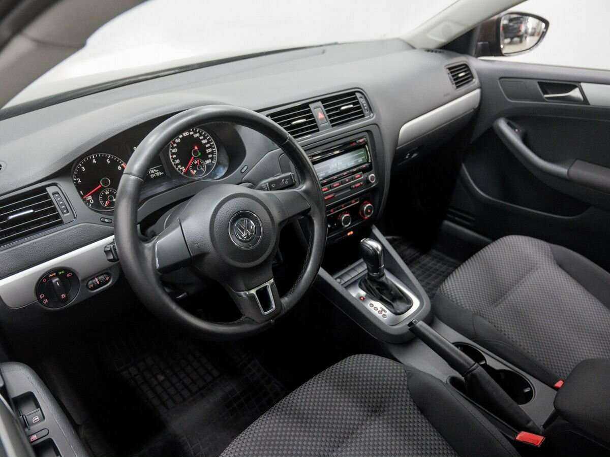 Volkswagen Jetta, 2011 Фото №10