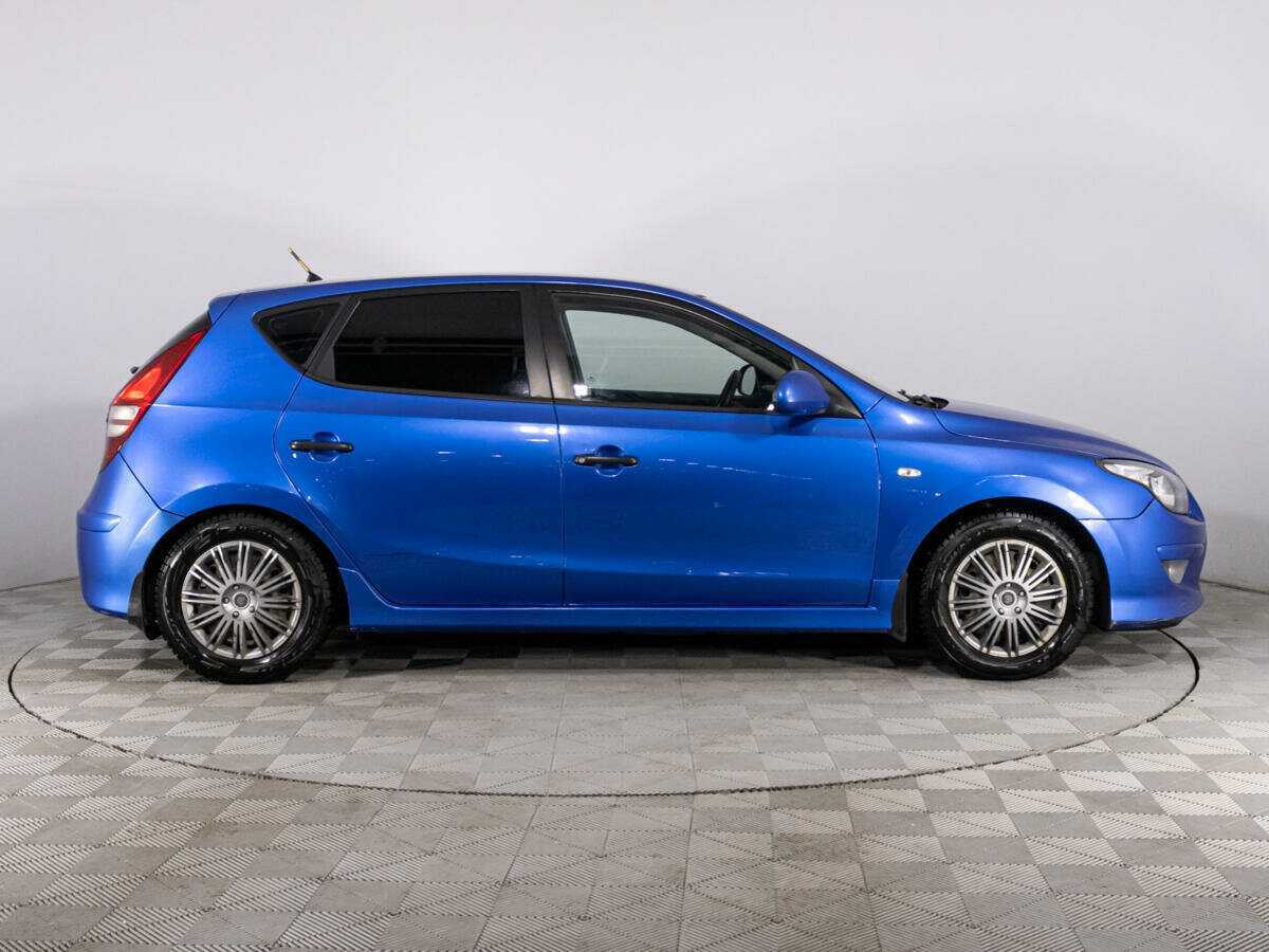 Hyundai i30, 2010 Фото №4