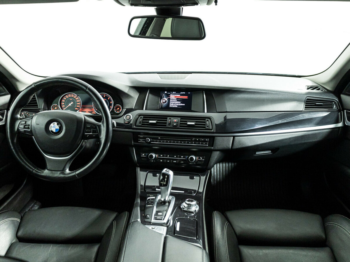 BMW 5 серии 520i VI (F10/F11/F07) Рестайлинг, 2015 Фото №13
