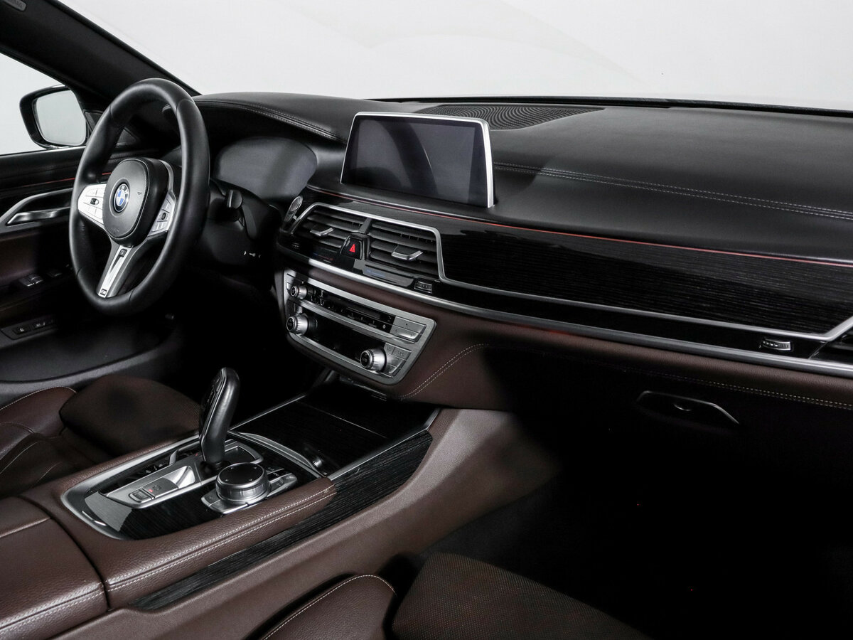 BMW 7 серии 730i VI (G11/G12) Рестайлинг, 2019 Фото №7
