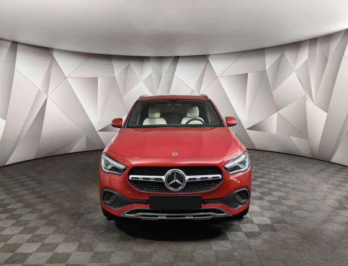Mercedes-Benz GLA 200, 2020 Фото №7