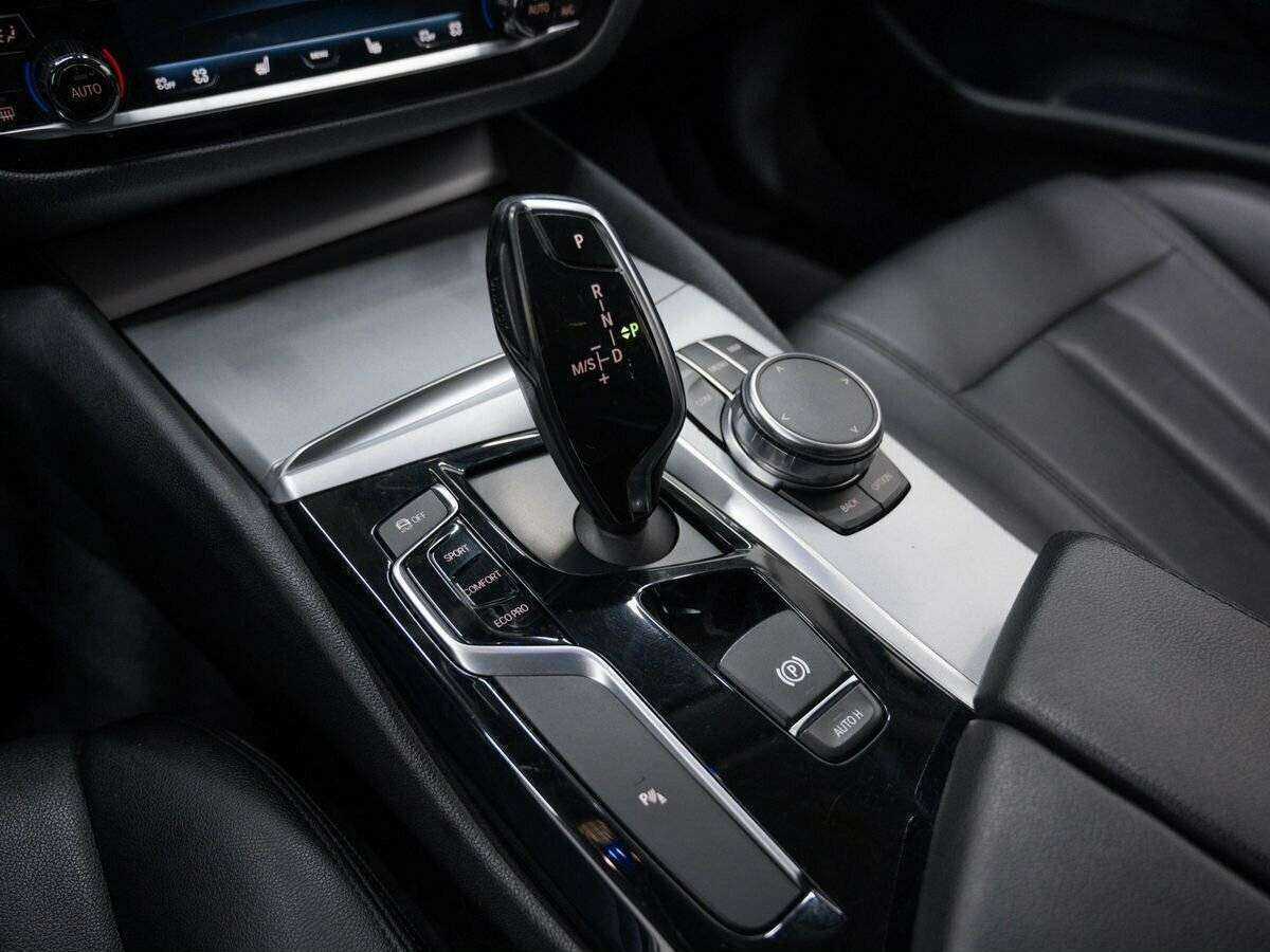 BMW 5 серии 520d, 2017 Фото №21