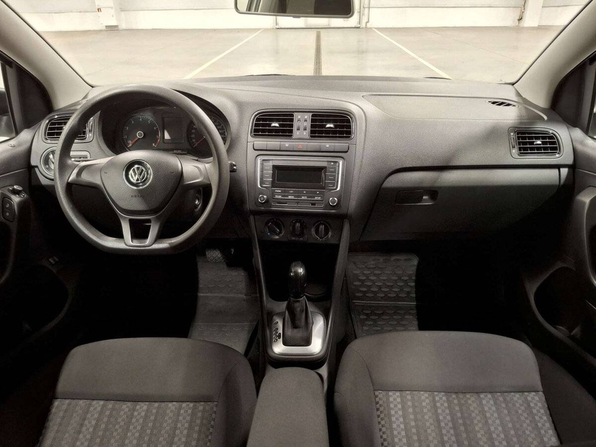 Volkswagen Polo V Рестайлинг, 2019 Фото №14