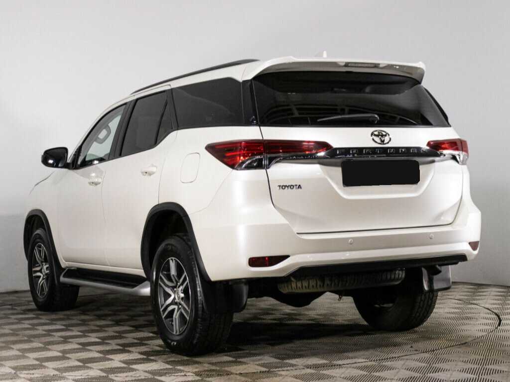 Toyota Fortuner, 2019 Фото №6