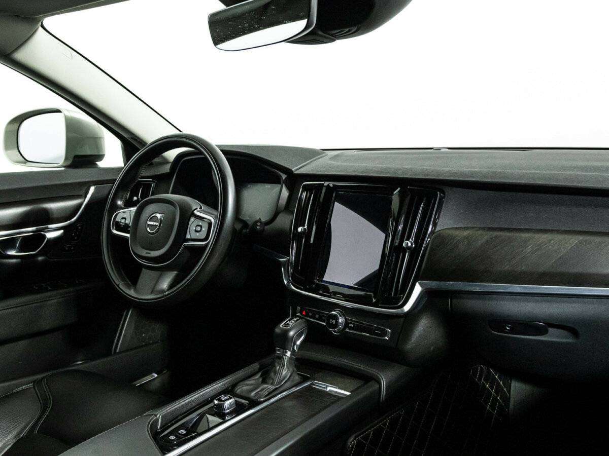 Volvo V90 Cross Country, 2017 Фото №8