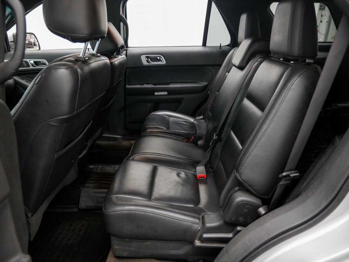 Ford Explorer, 2013 Фото №13