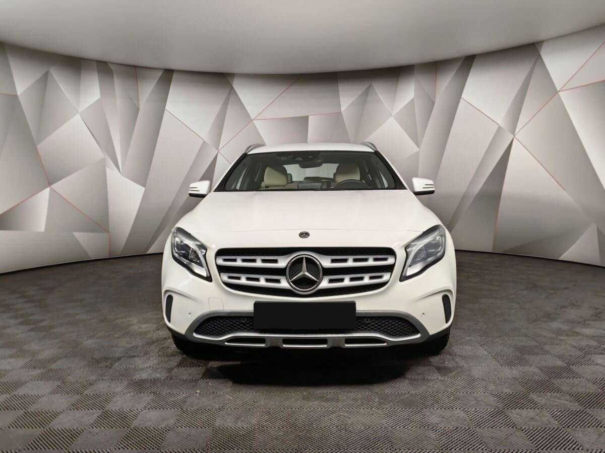 Mercedes-Benz GLA 200, 2019 Фото №7
