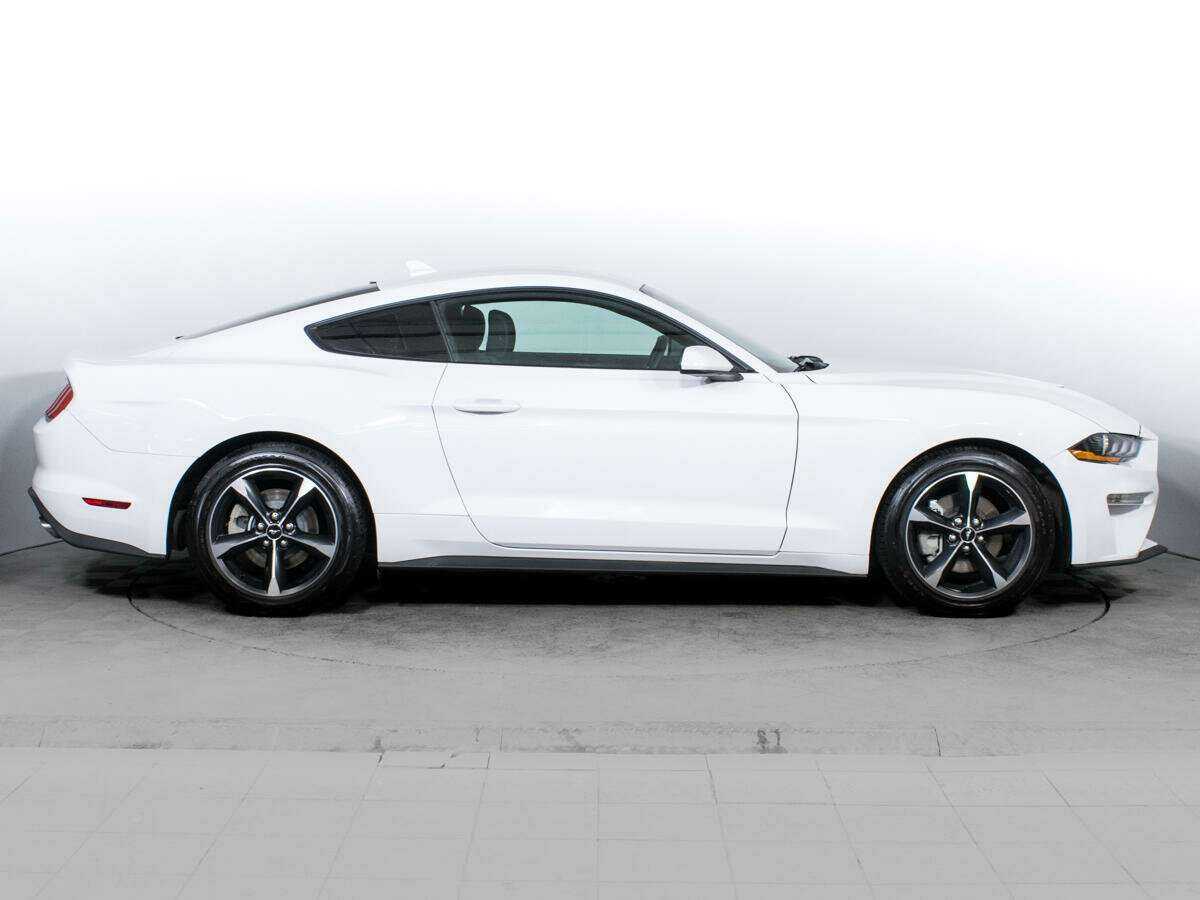 Ford Mustang, 2022 Фото №4
