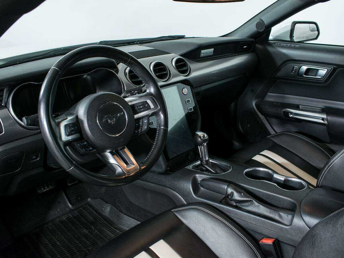 Ford Mustang, 2019 Фото №13