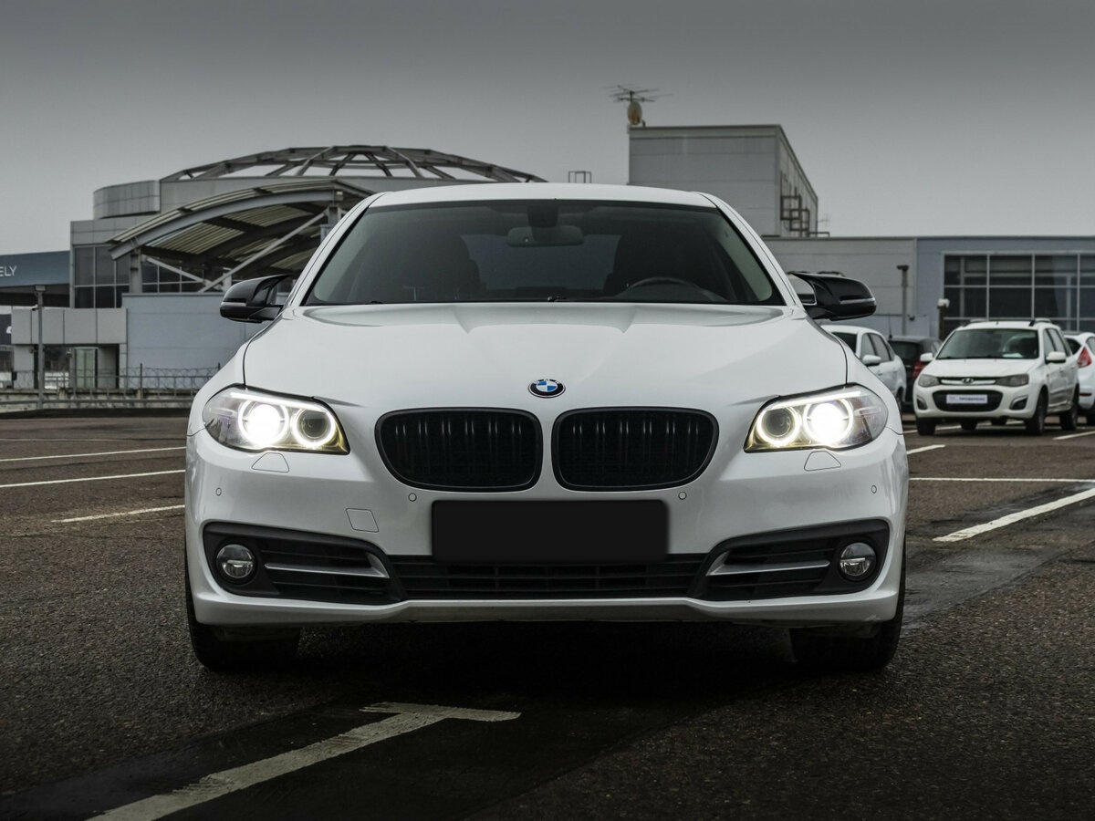 BMW 5 серии 525d xDrive VI (F10/F11/F07) Рестайлинг, 2015 Фото №3