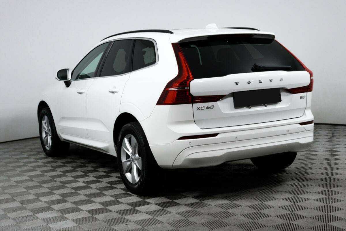 Volvo XC60, 2022 Фото №7