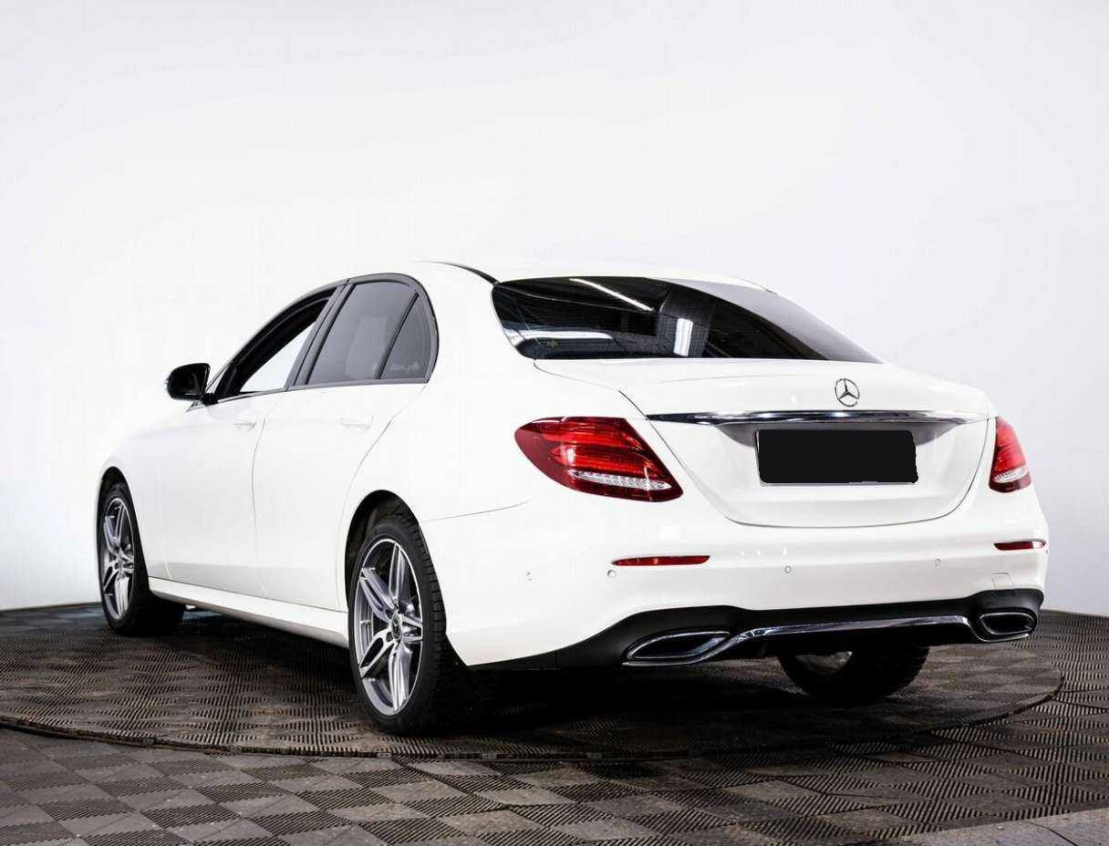 Mercedes-Benz E-Класс 220 d, 2018 Фото №4